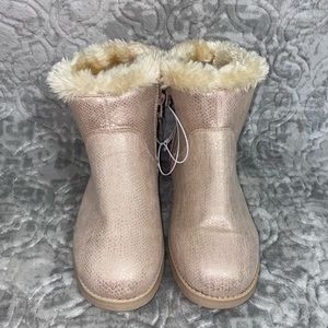 Cat & Jack, Champagne, Size 5 Kids
